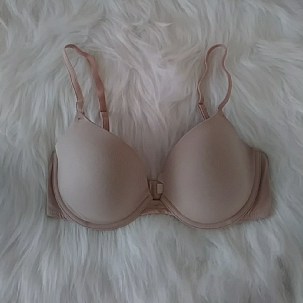 Victoria's Secret Pink Casual Bra in Nude